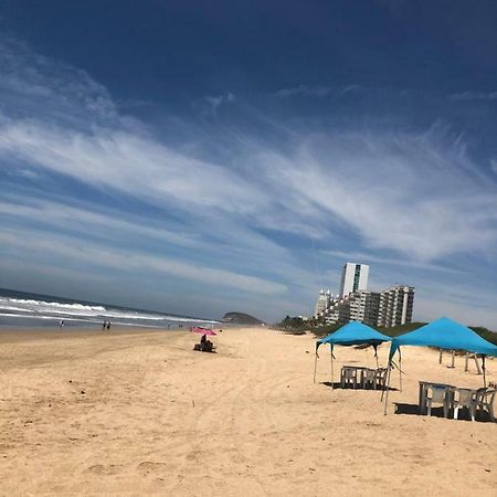 Casa En Privada Frente A La Playa Con Alberca! Villa Mazatlan Bagian luar foto
